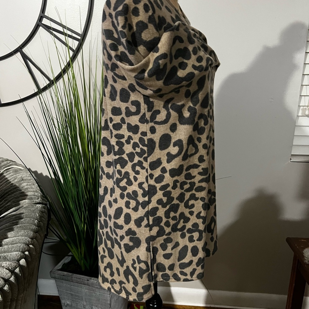 Leopard tunic - Picture 2 of 5